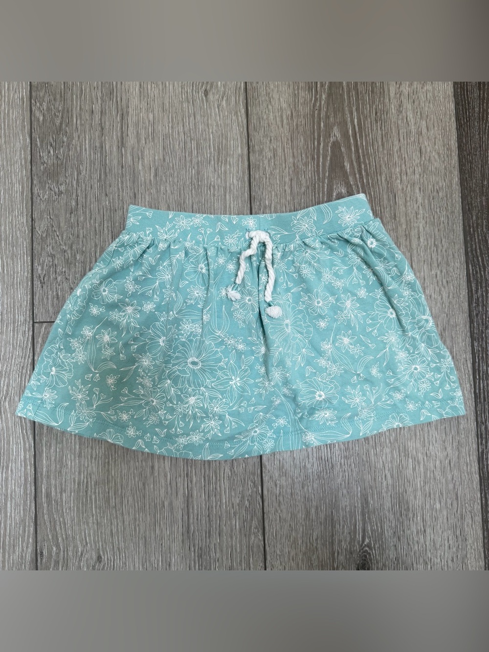 OSHKOSH PULL ON ELASTIC WAISTBAND SKORT TEAL WHITE FLORAL 5T